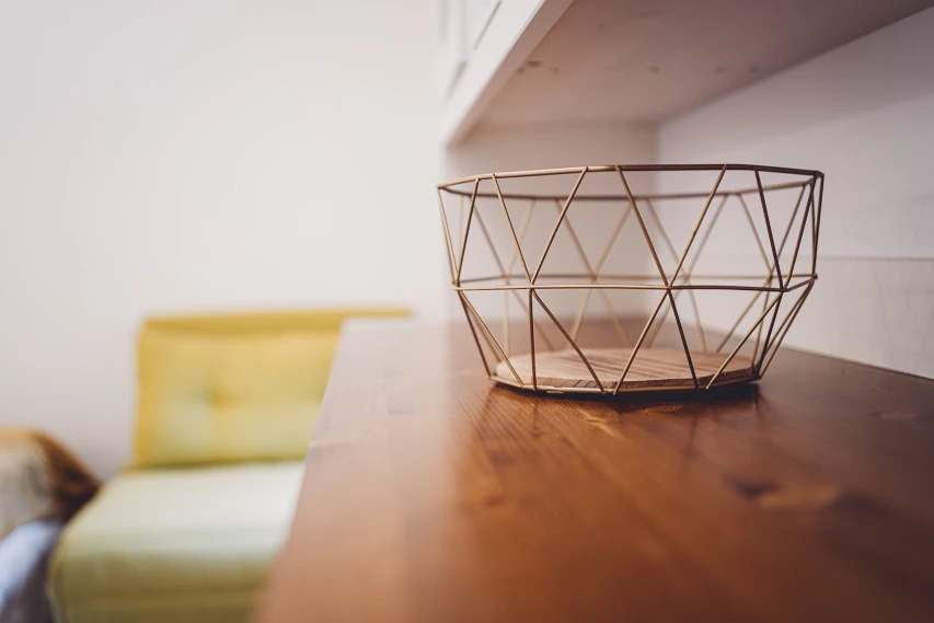 Dekoracyjny detal wnętrza apartamentu w Toruniu