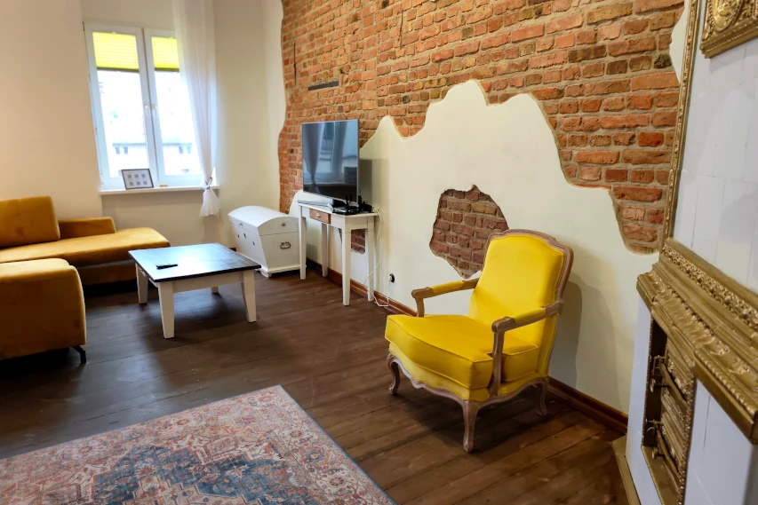 Salon w apartamencie w Toruniu