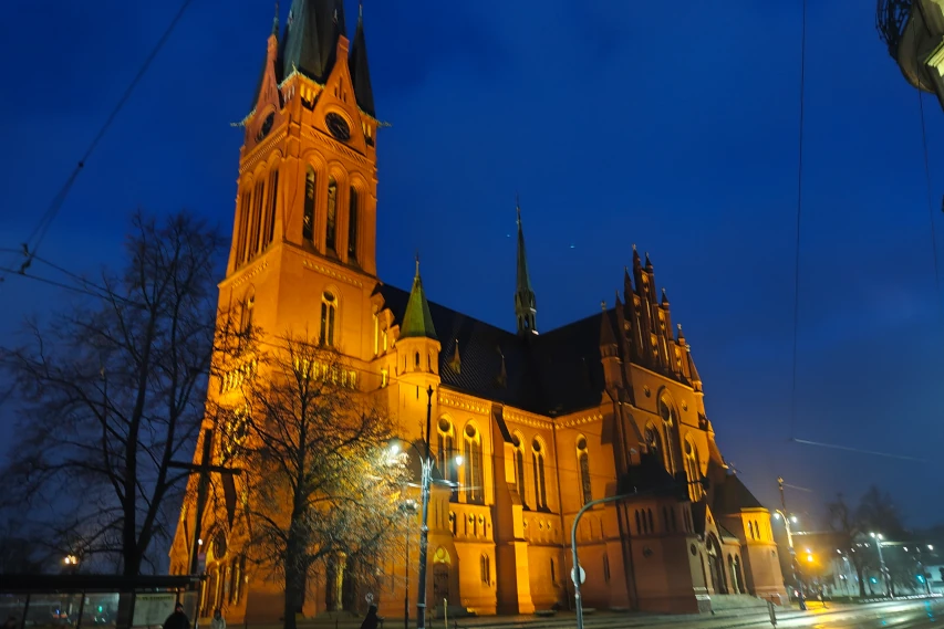 Nocleg torun widok na kosciol