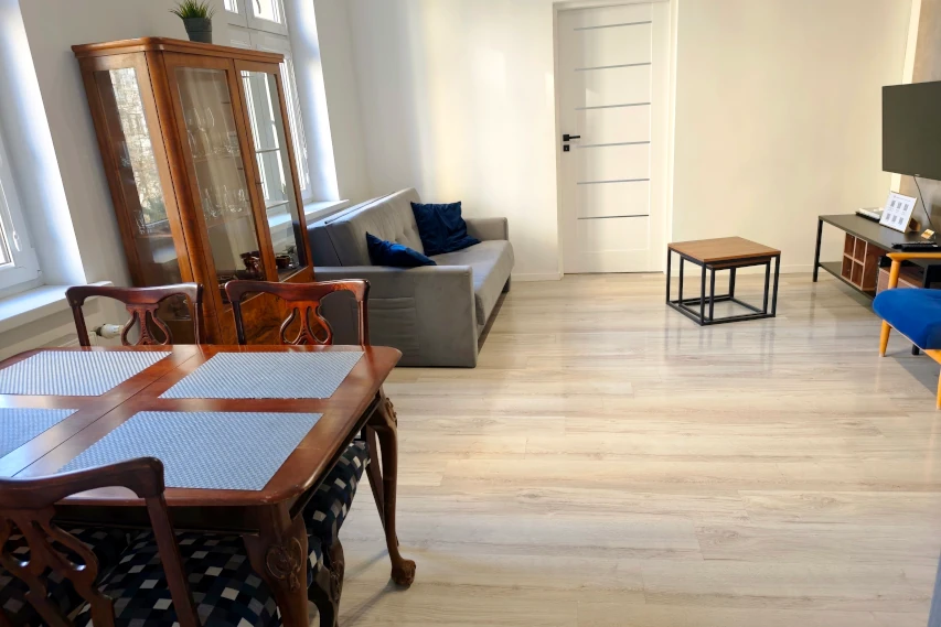 Wnętrze stylowego Apartamentu Kochanowskiego